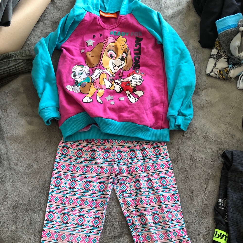 Sweatshirt with matching leggings